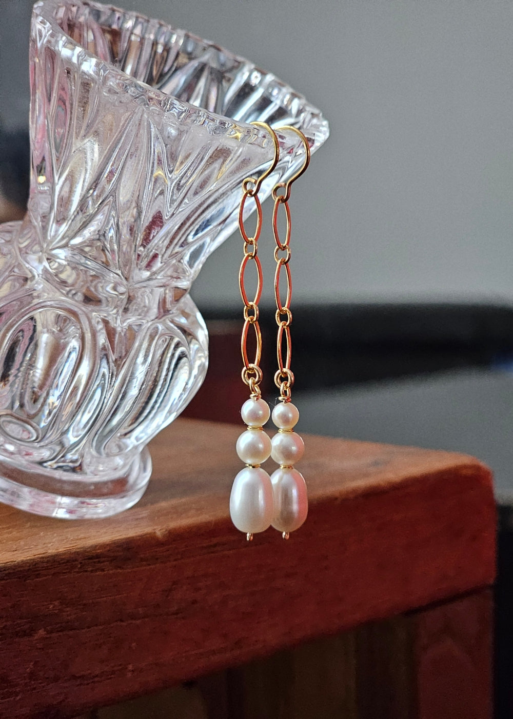 Yvetta boucles d’oreilles longues perlées – Chaîne grands maillons or laminé