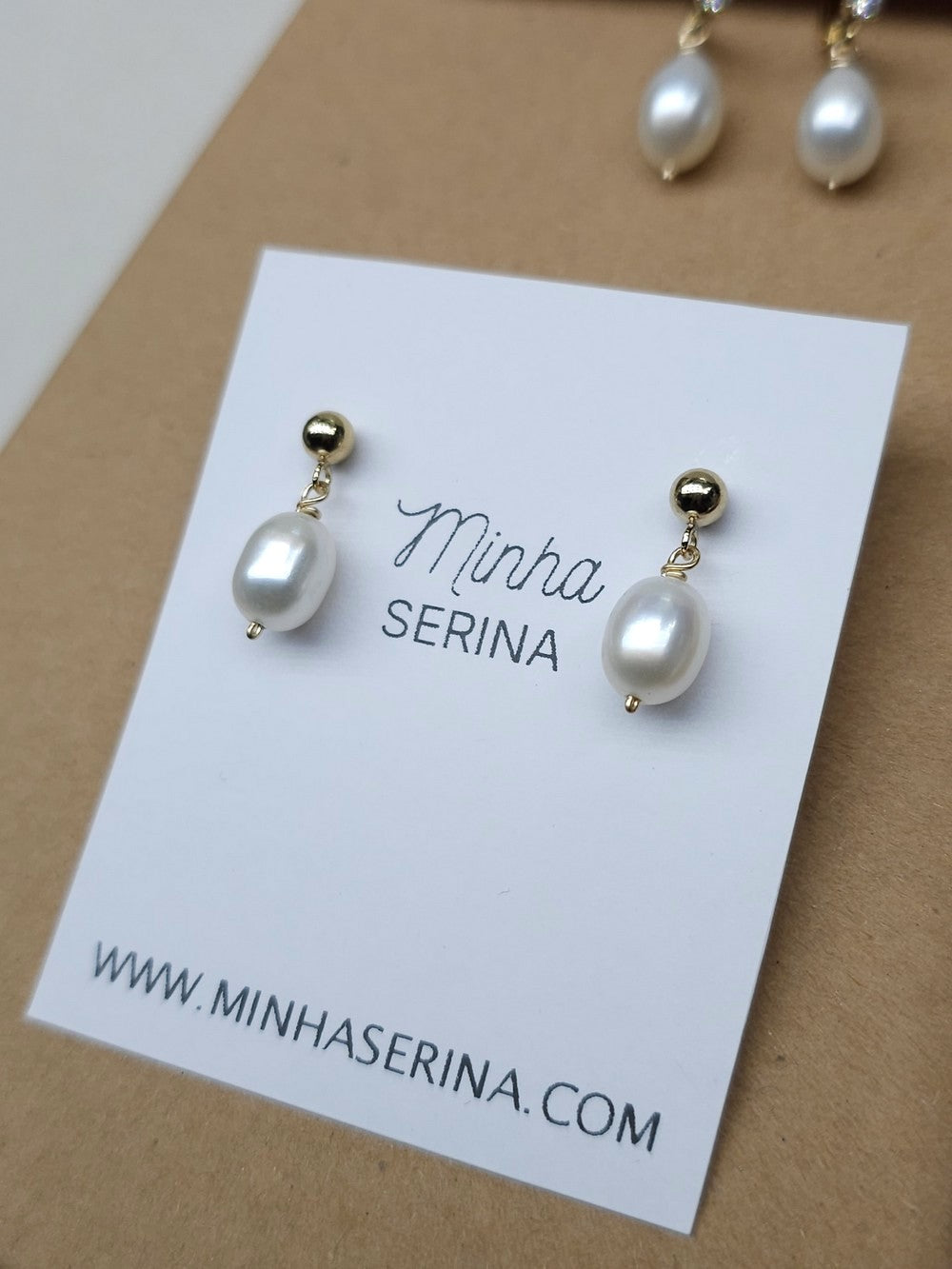 Clous d’oreilles perles d’eau douce olive – Gold Filled Asmin