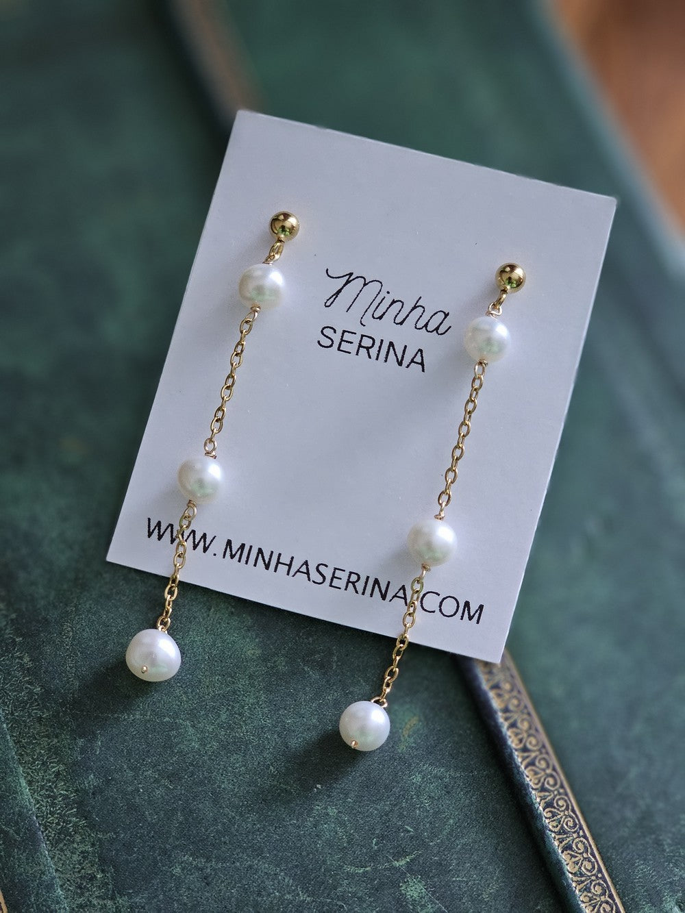 Boucles d'oreilles Tricia trois perles de culture