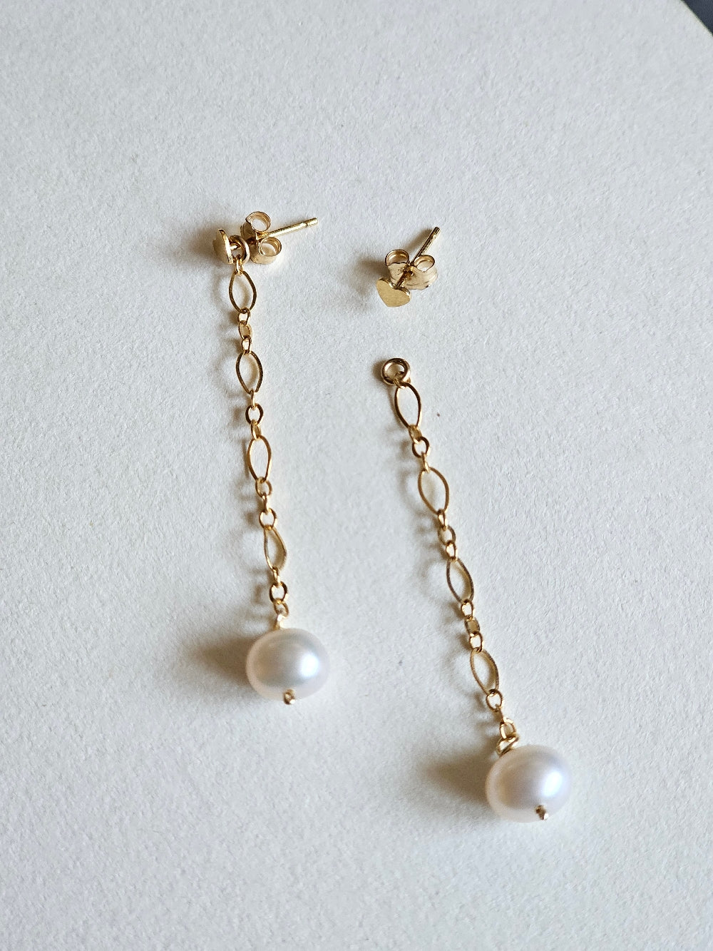 Clous d’oreilles cœur et perles de culture Léva