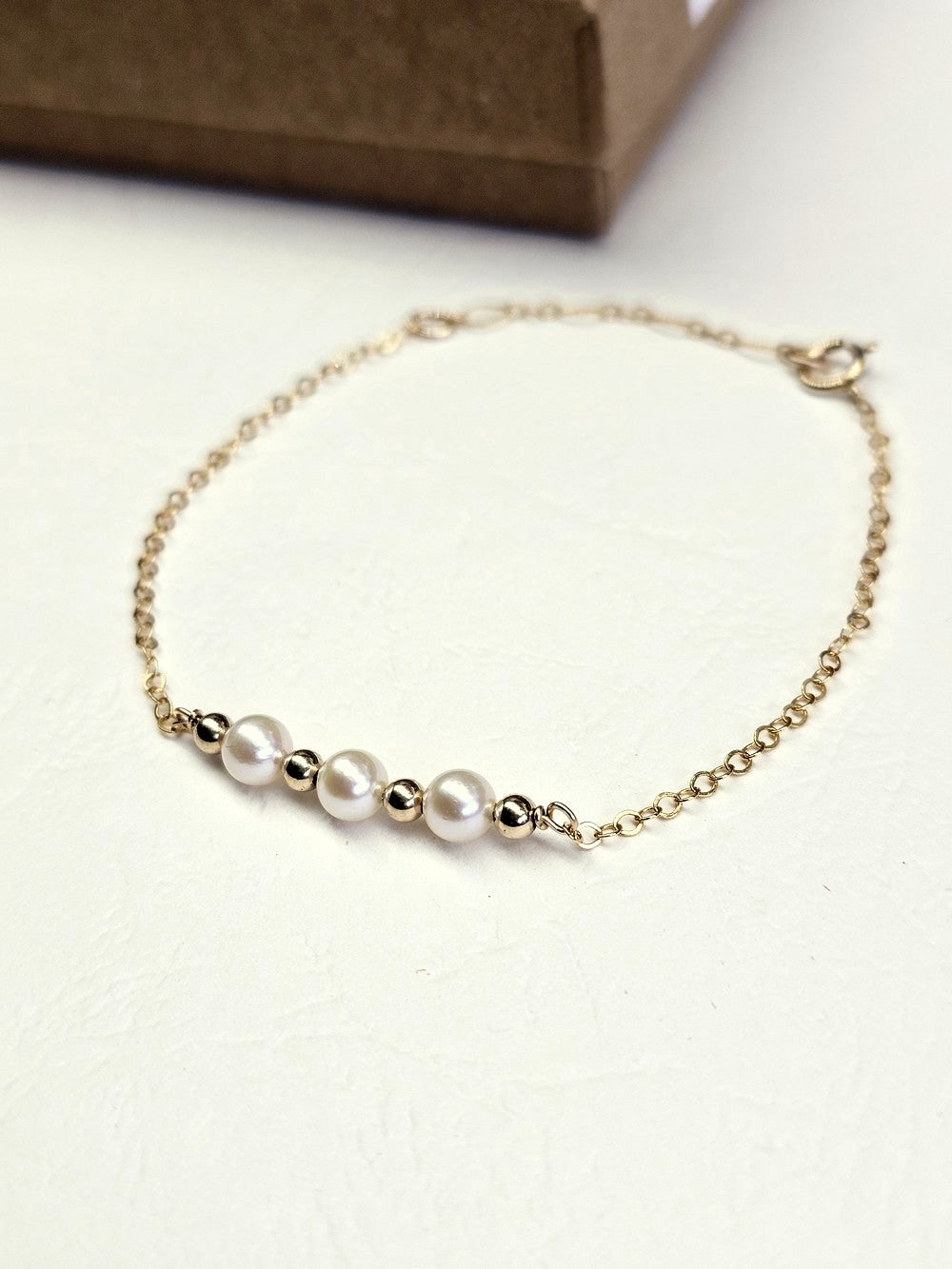Bracelet Frances – Trilogie de perles de culture et perles gold filled or laminé