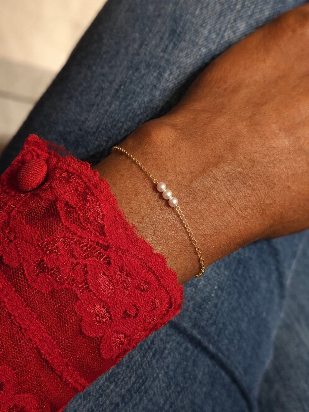 Bracelet fin Três pingos de Amor trio de perles