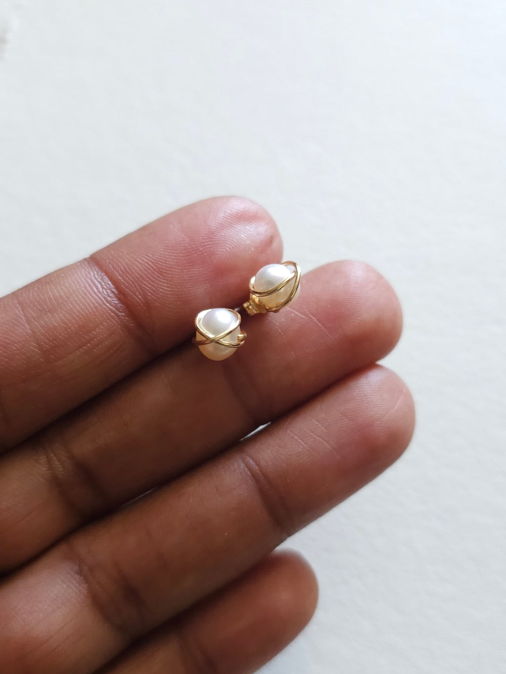 Clous puces d'oreilles perles Enola