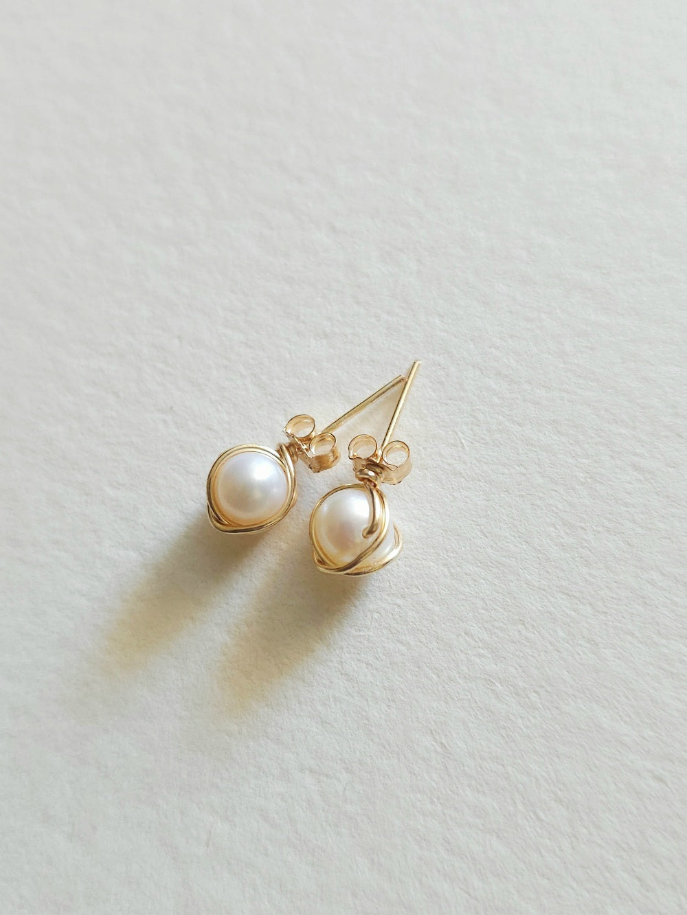 Clous puces d'oreilles perles Enola