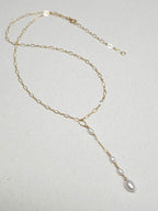 Collier plongeant Betina