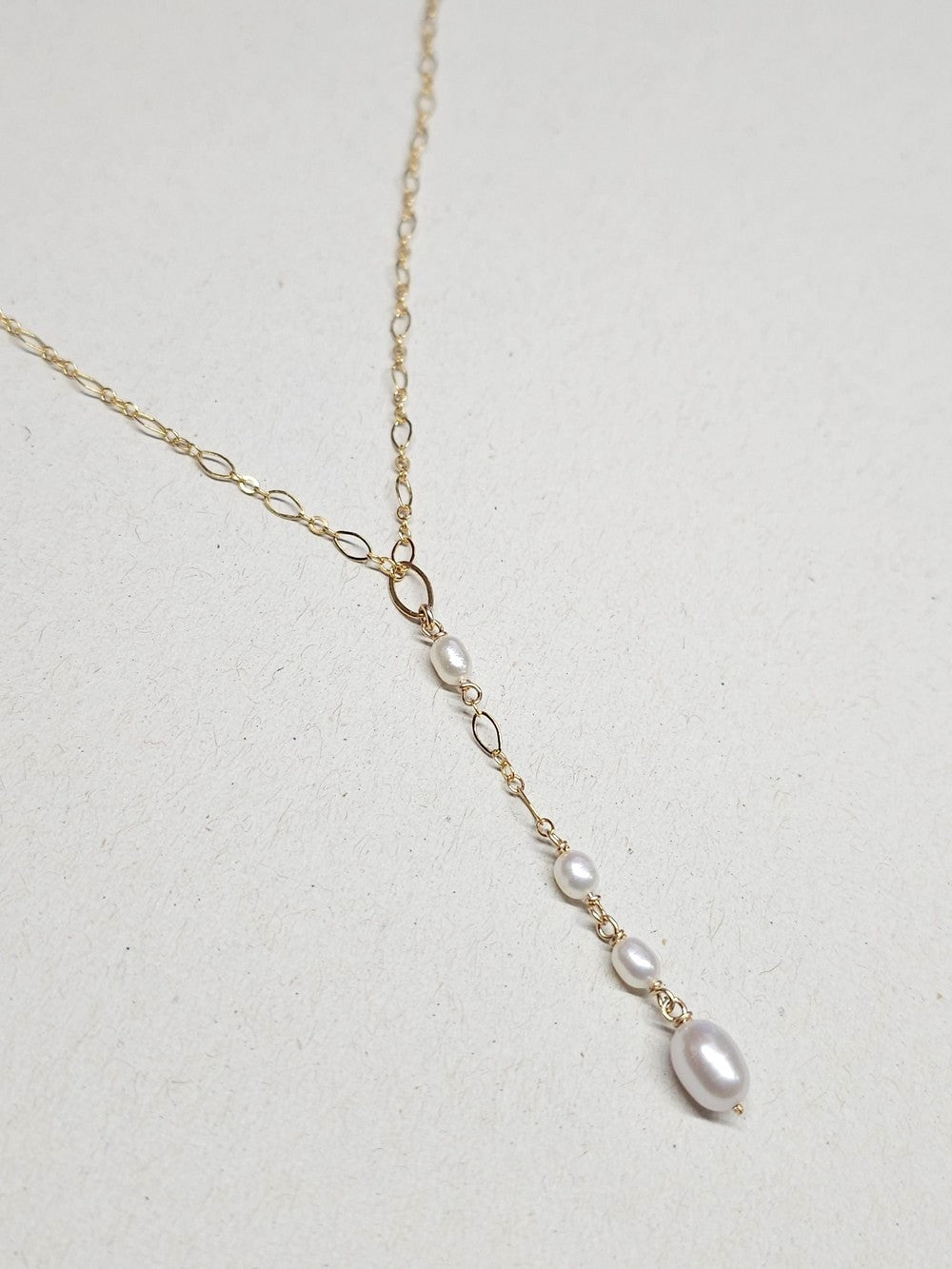 Collier plongeant Betina