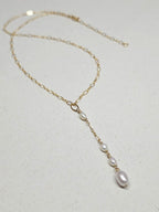 Collier plongeant Betina