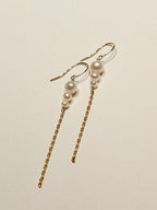 Longues boucles d'oreilles pendantes trio perles culture Elya
