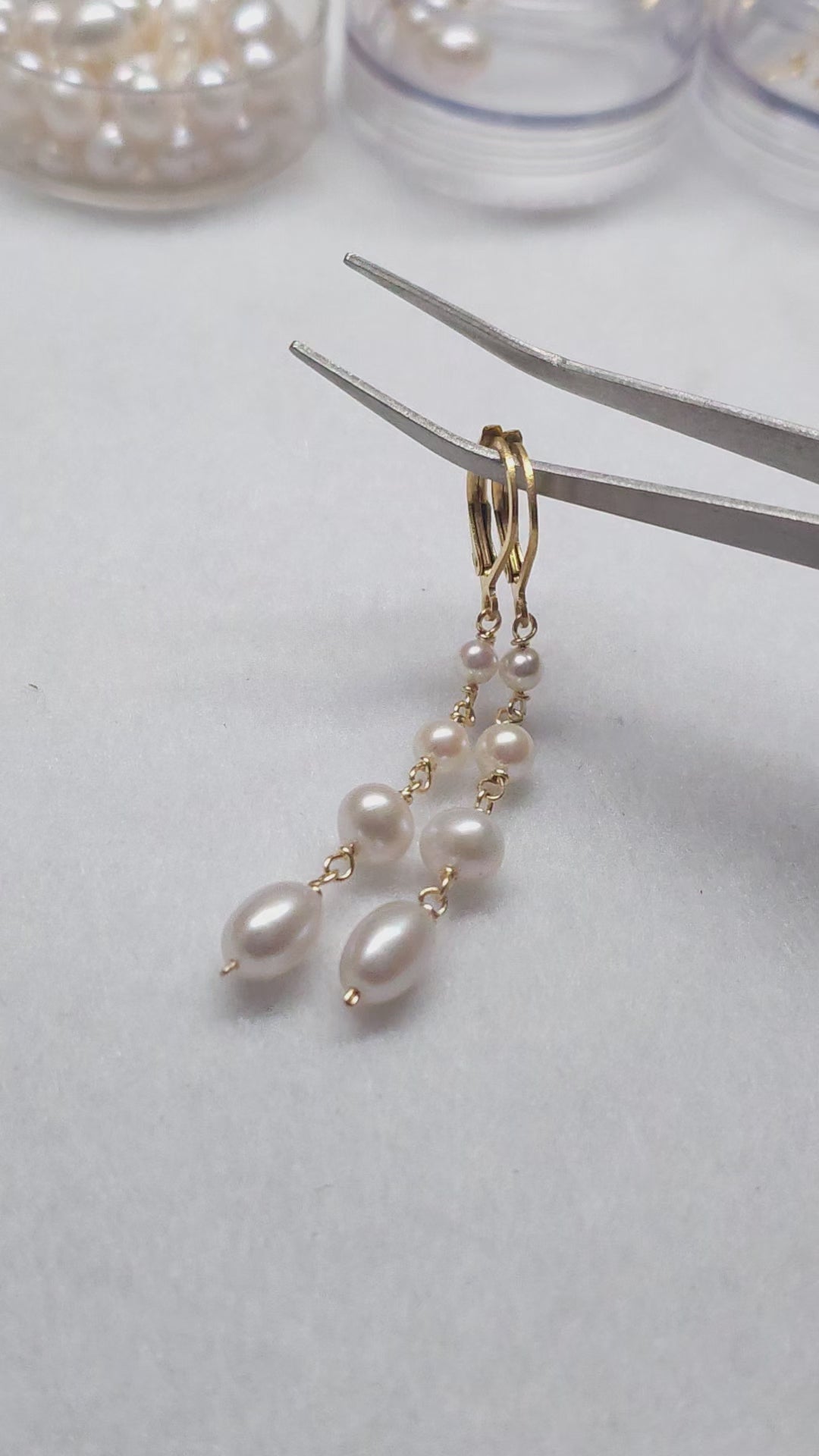 Boucles d’oreilles Cataleya pendantes en perles de culture – Or laminé gold filled